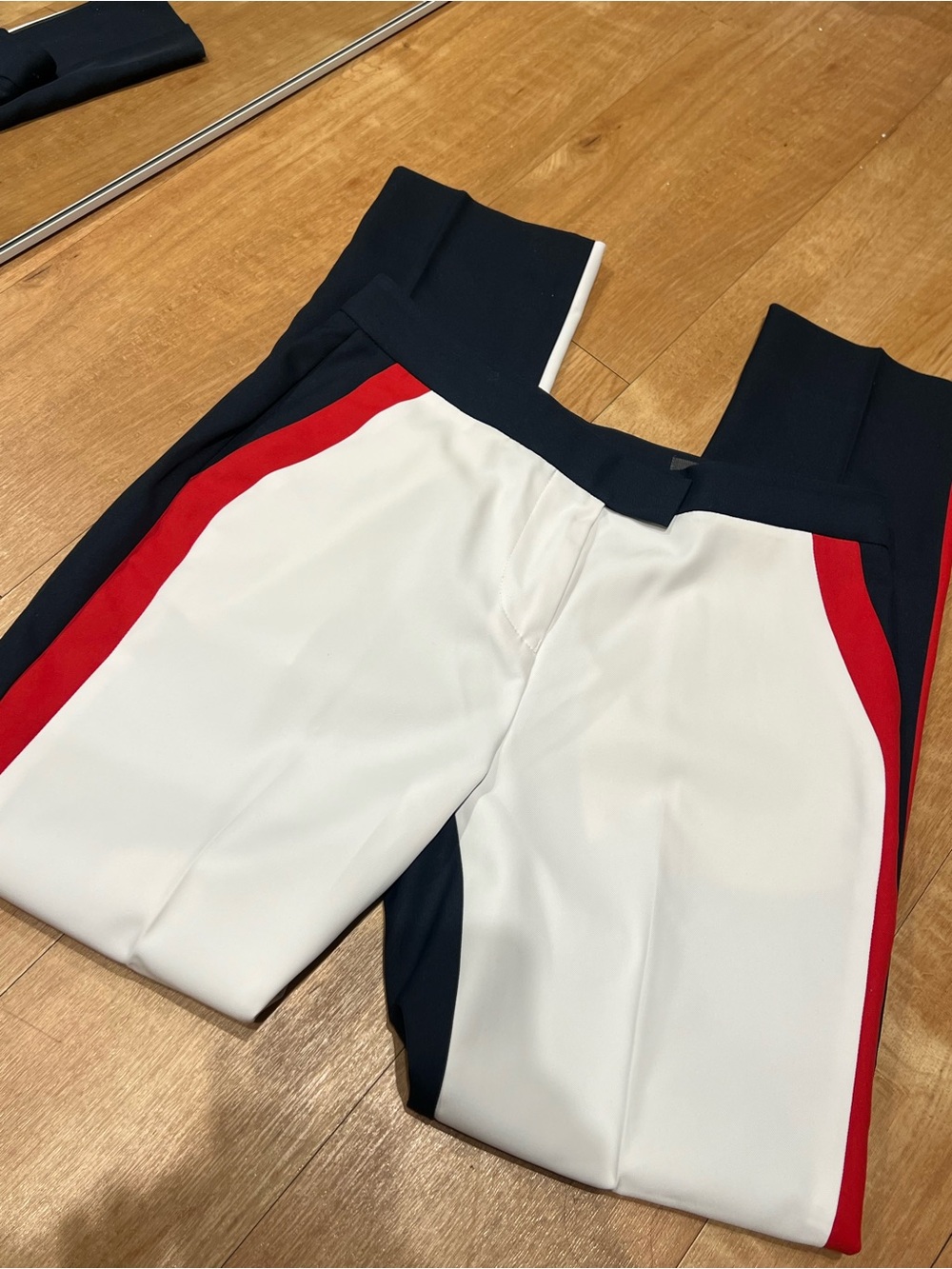 G-FORE Golf Trousers in White, Navy & Red